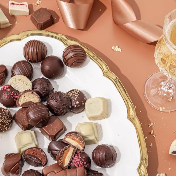 Gourmet Belgian Chocolate Gift Basket - Perfect For Any Occasion - Imagem 6