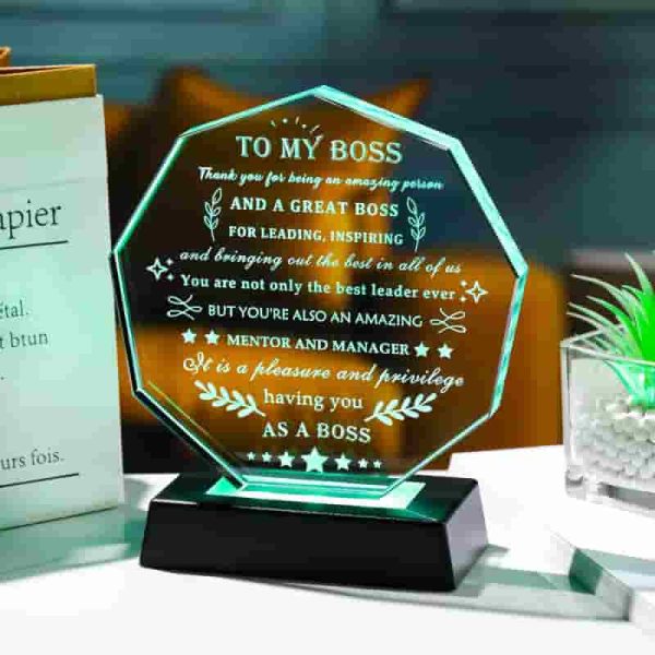 Crystal Led Boss Appreciation Gift - Ideal For Men & Women – Image 3