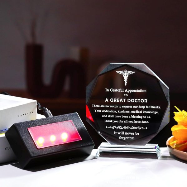 Best Doctor Appreciation Glass Plaque With Led Base - 画像 (5)