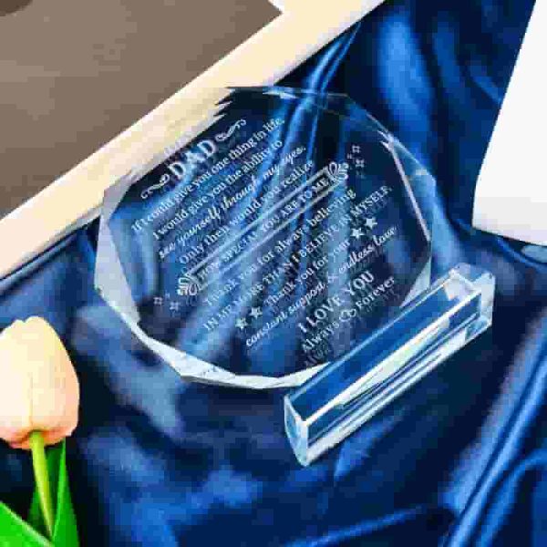 Best Dad Ever Crystal Keepsake - Birthday & Holiday Gifts – Image 5