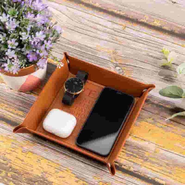 3rd Anniversary Leather Valet Tray – Engraved Gift For Couples - Imagen 6