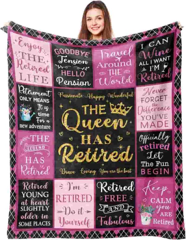 Best Retirement Blanket Gifts For Women - Cozy 2025 Keepsake